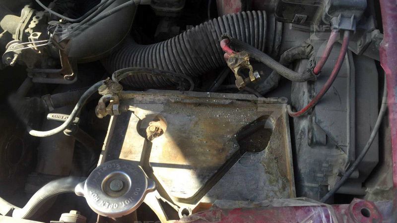 Tenía la camioneta en venta y le robaron la batería