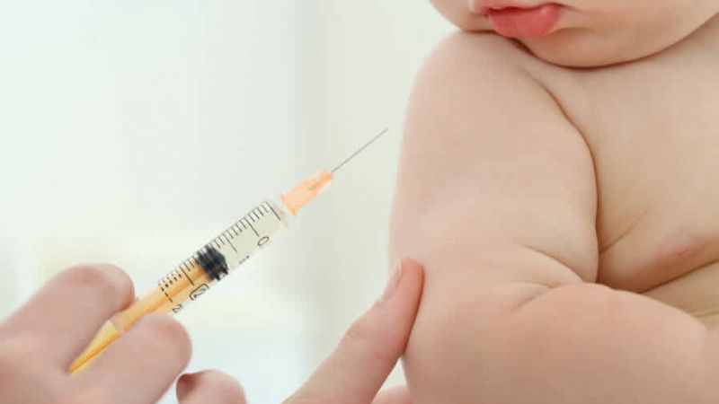 Tras las denuncias contra padres antivacunas hubo una ola de vacunación
