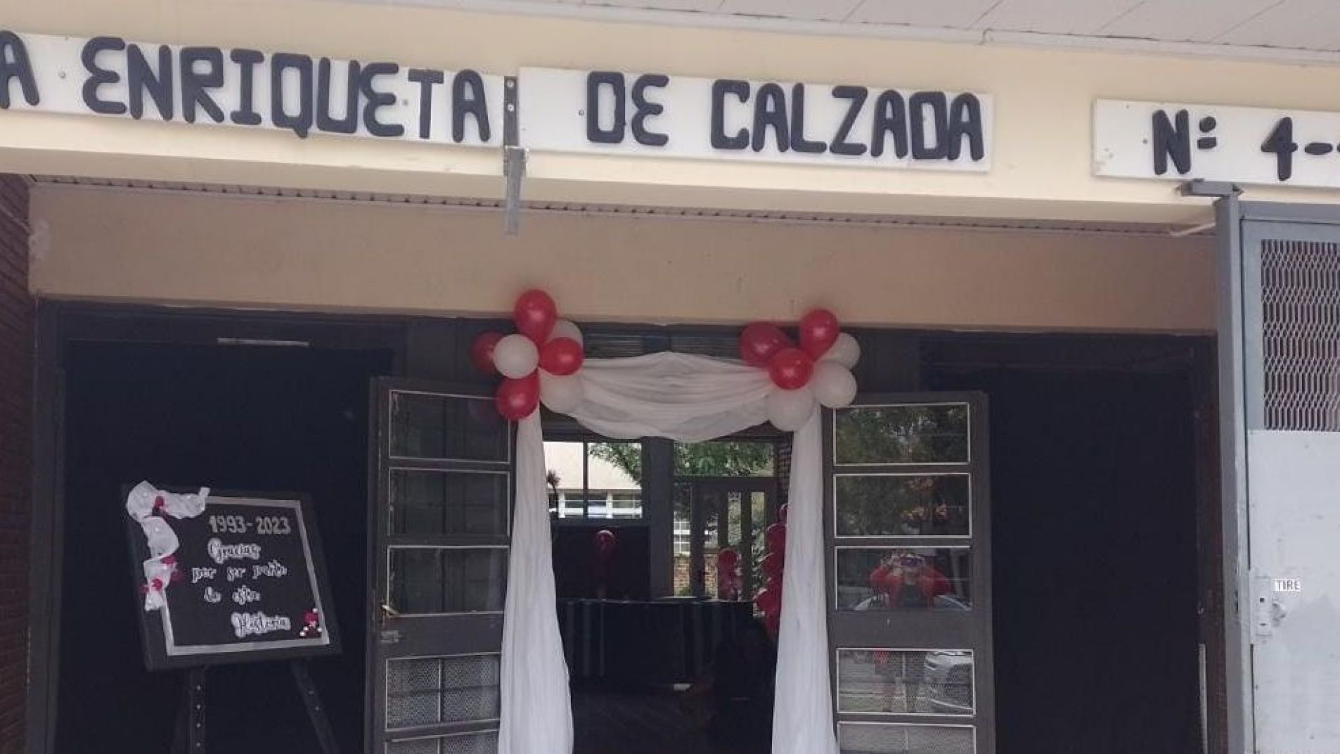 Alumnas de la escuela Calzada presentaron su oferta educativa