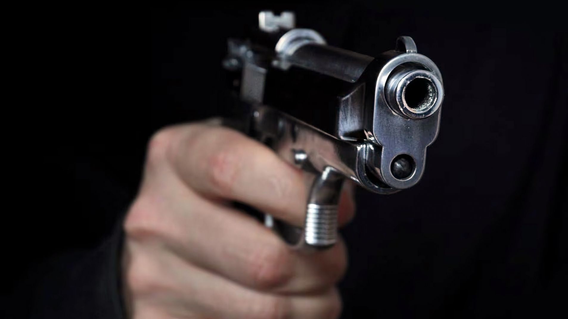 Modificarán la Ley de Policías para protegerlos cuando usen sus armas