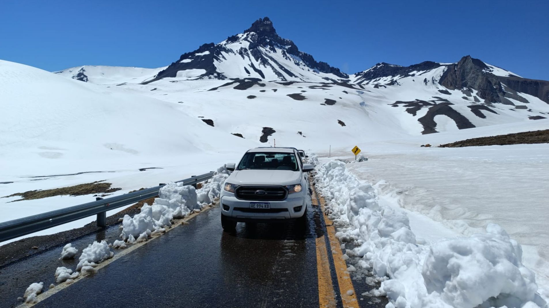 Recomiendan portar cadenas para los neumáticos (foto archivo).