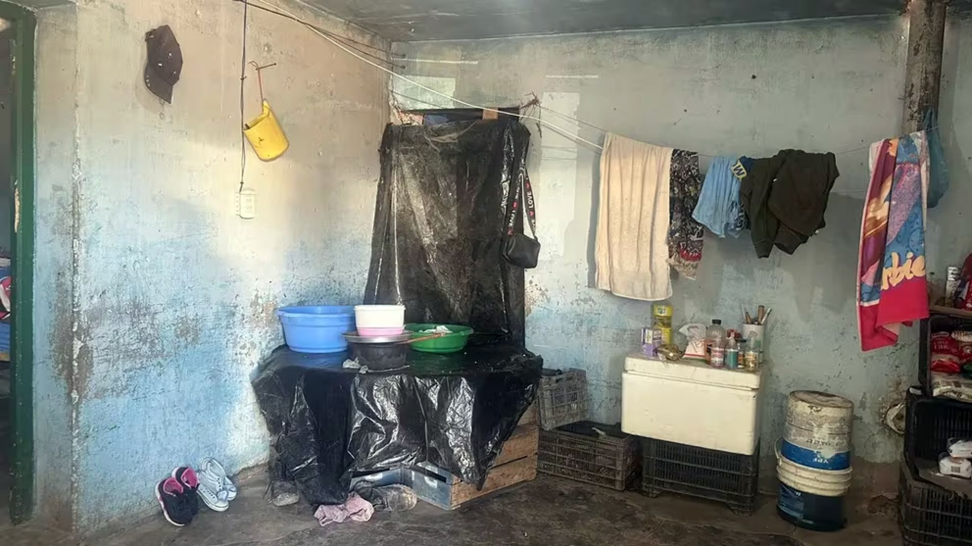 La miserable vida de 24 trabajadores golondrinas en una finca de Maipú