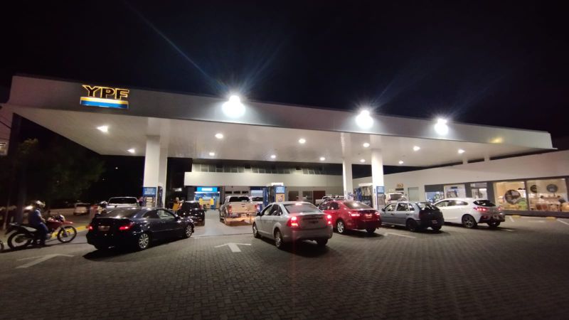 Fiestas: Confirmaron cómo será la atención en las estaciones de servicio