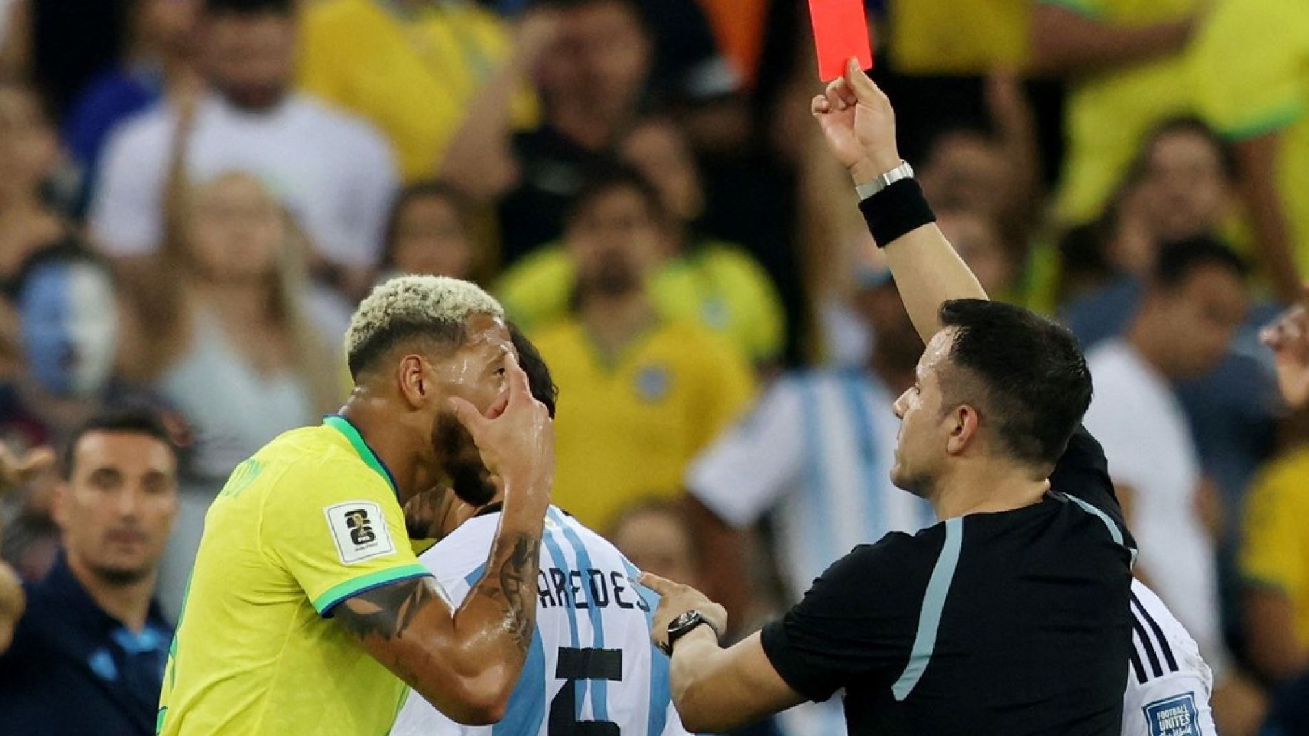 Preocupación: La FIFA y la Conmebol analizan desafiliar a Brasil