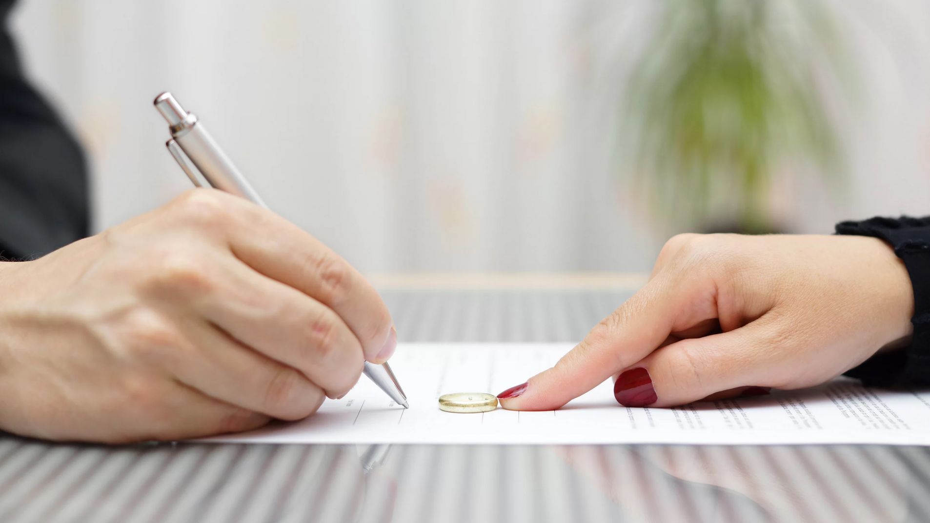 Milei impulsa un divorcio exprés, sin intervención de abogados ni jueces