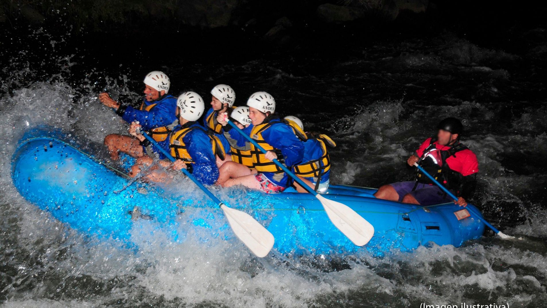 Sin controles hacían rafting nocturno y la balsa se dio vuelta en el Río Atuel