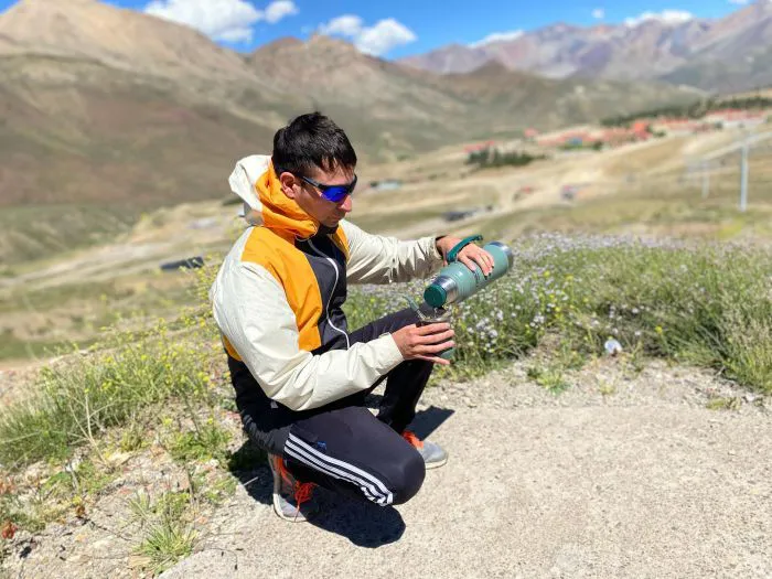 El mercado negro de los termos Stanley truchos: conocé los riesgos para la salud