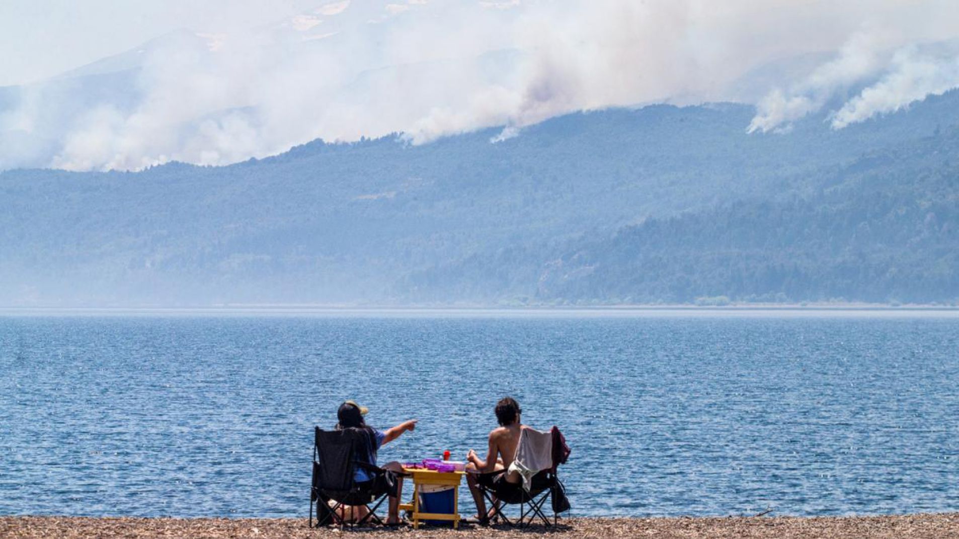 El incendio en el Parque Los Alerces ya afecta más de 1.000 hectáreas