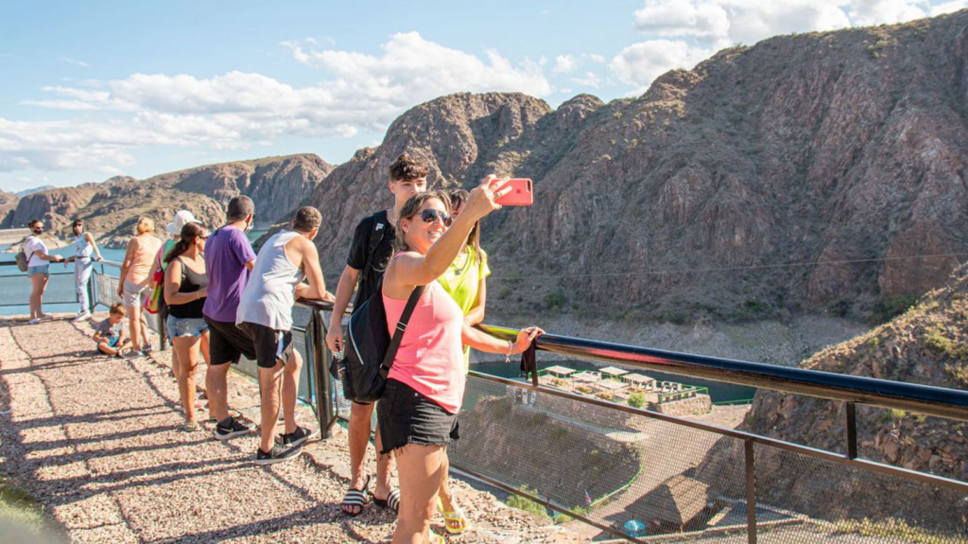 El fin de largo de Carnaval registra el pico de turismo de la temporada de verano actual.