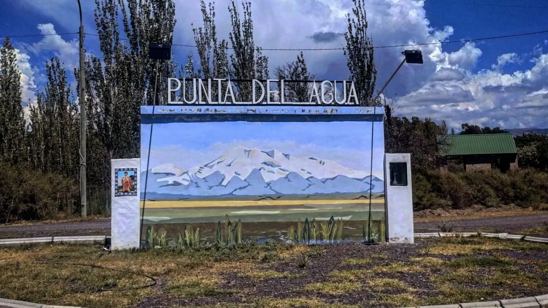 Punta del Agua sólo tiene dos frecuencias semanales de transporte público.