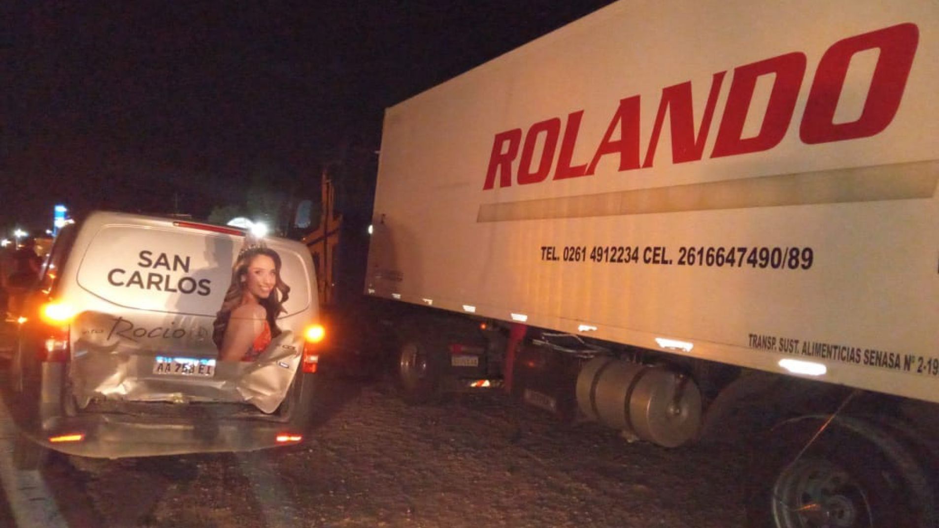 Así quedó el utilitario que trasladaba a la soberana (Foto La Data Digital)