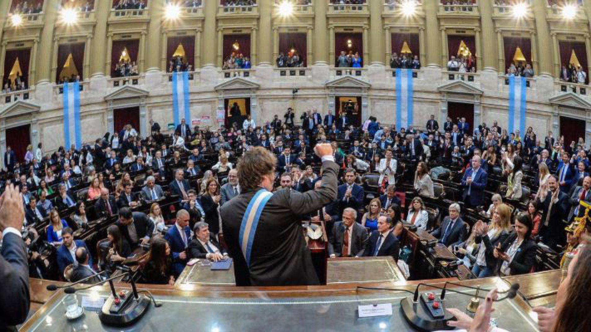 La "casta política" tuvo un aumento del 30% en este trimestre.