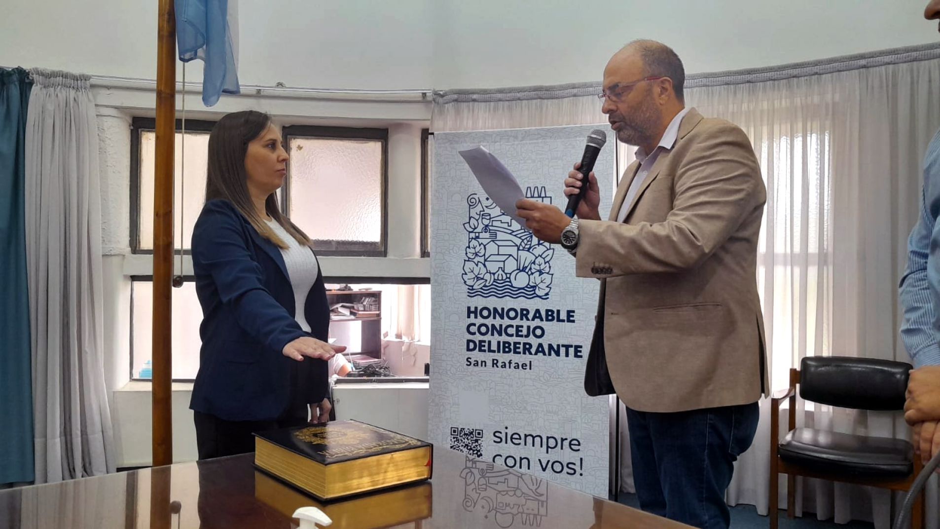 Asumió la concejal Napolitano que reemplazó a Mondotte