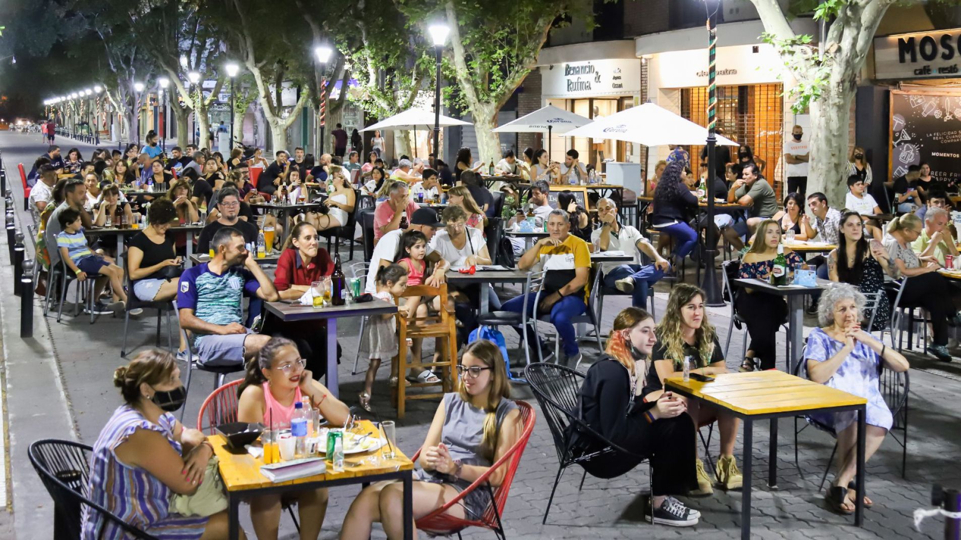 Esperan un gran movimiento de turistas para el finde inusualmente largo.