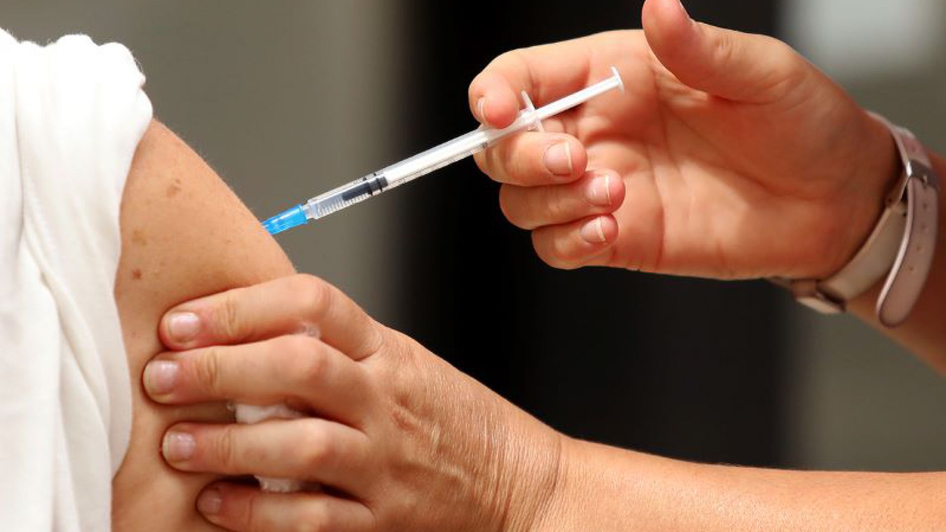 "En Mendoza no tiene sentido la vacuna contra el dengue"