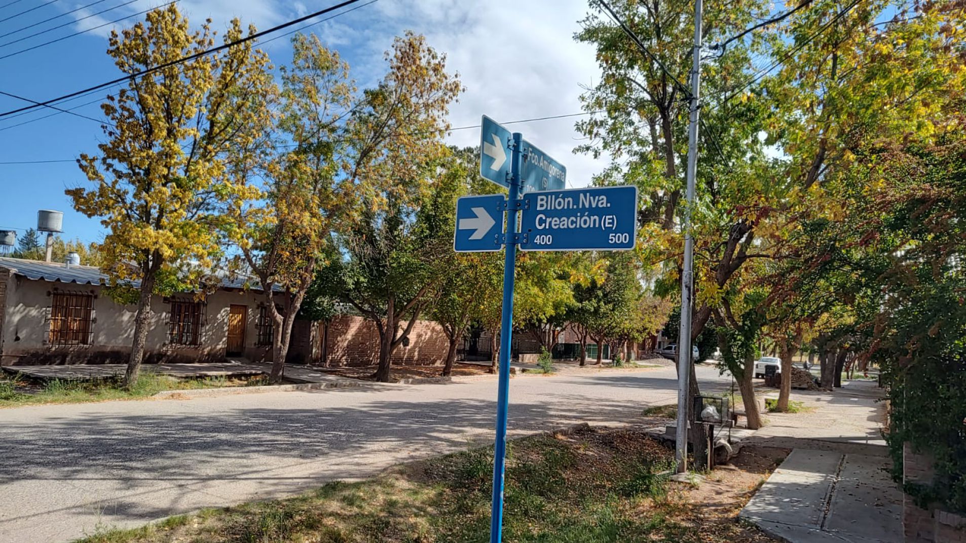 El choque ocurrió en la esquina de calles Amigorena y Batallón Nueva Creación (Foto gentileza Eduardo Araujo).