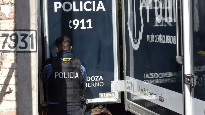Mataron a una mujer en el interior de su casa en San Martín