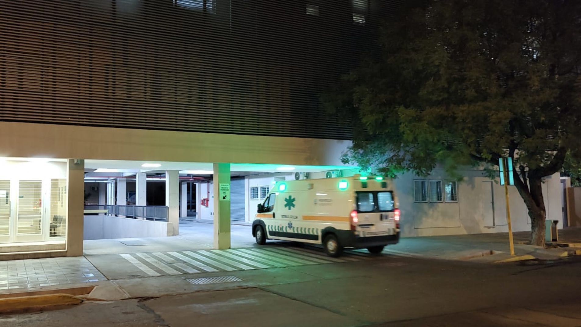 Los accidentados fueron trasladados al hospital (foto archivo).