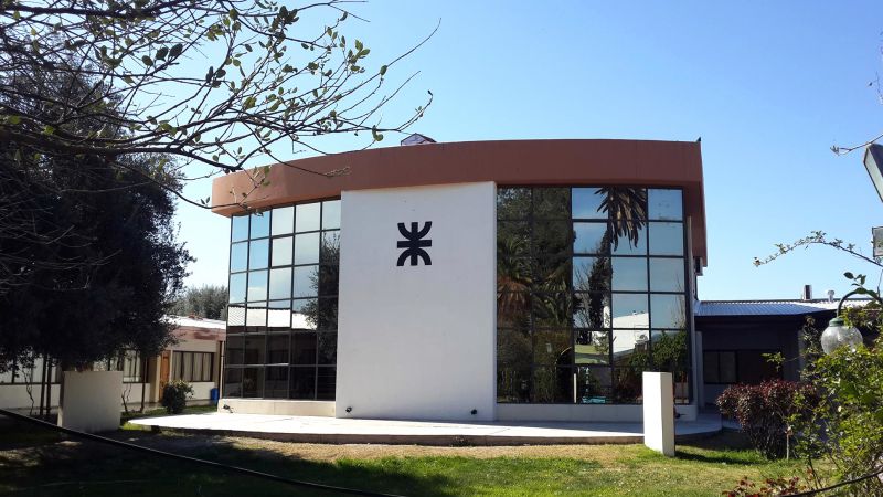 Docentes de las facultades de la UTN reclaman mejoras salariales