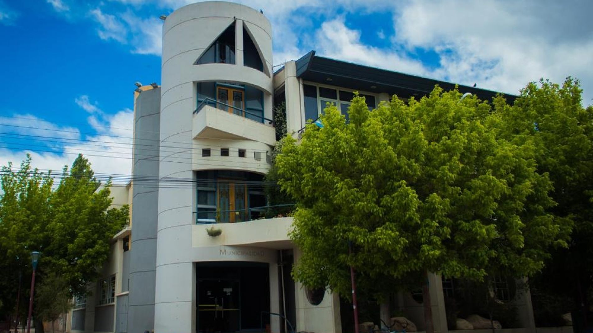 El Ejecutivo pidió tratamiento urgente a un proyecto en defensa de la radio pública