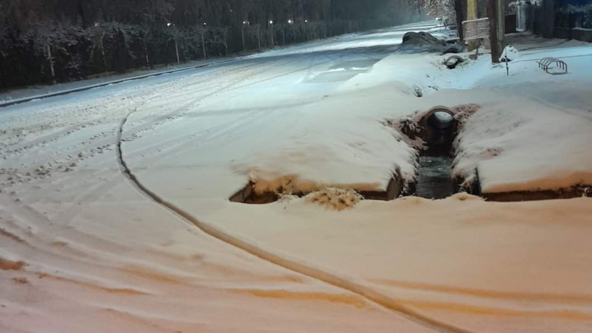 Por el temporal de nieve suspendieron las clases en algunos departamentos