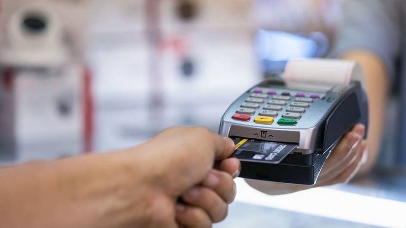 Un sanrafaelino compró con tarjeta y luego descubrió que lo habían estafado