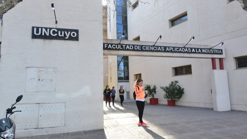 Realizarán un abrazo simbólico a la FCAI en apoyo a la marcha universitaria