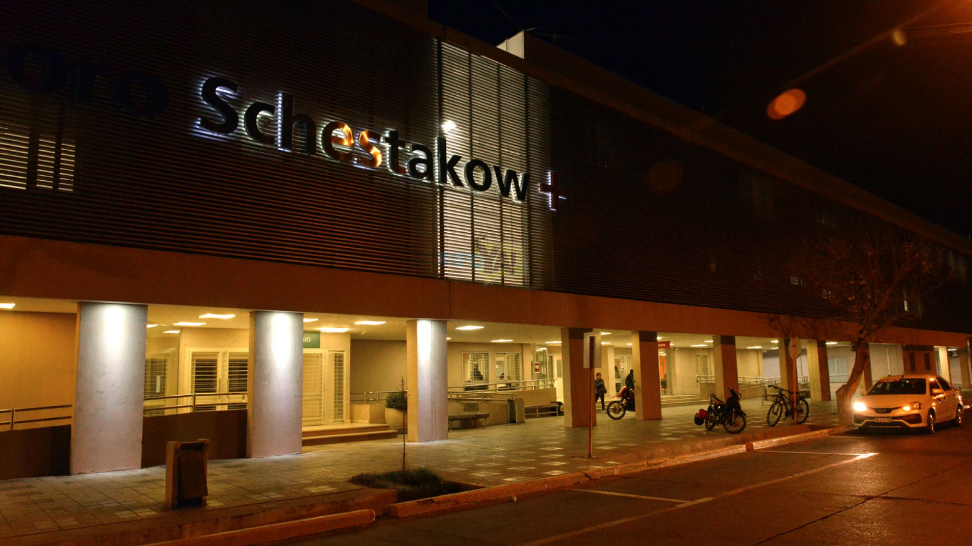 La guardia del hospital público tiene una alta demanda los fines de semana y en las noches.