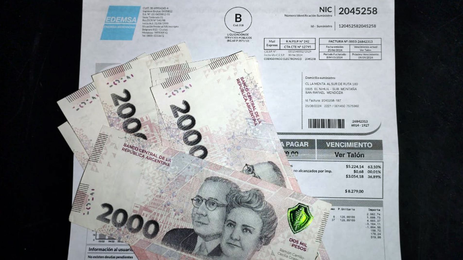 Edemsa y la cooperativa de M. Comán imputadas por cobrar tasas en las facturas