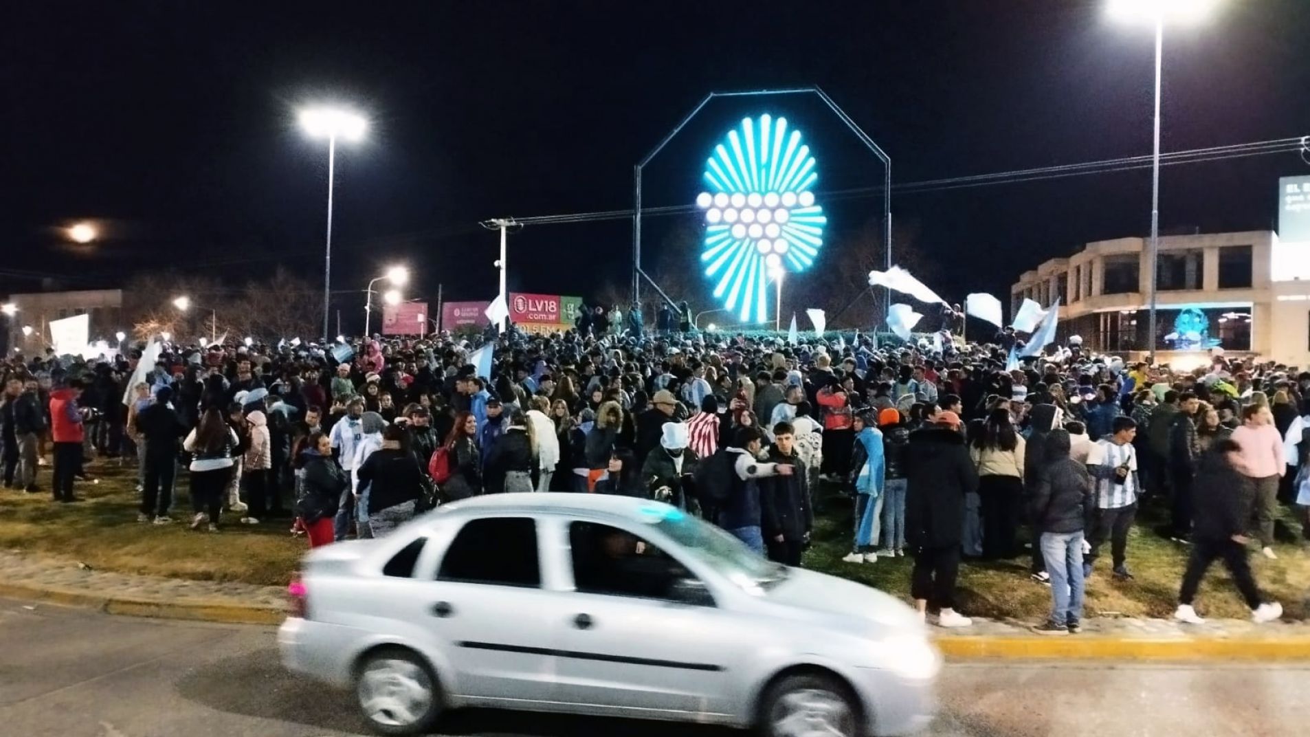 Miles de sanrafaelinos festejaron en el centro y en la Rotonda de Mapa