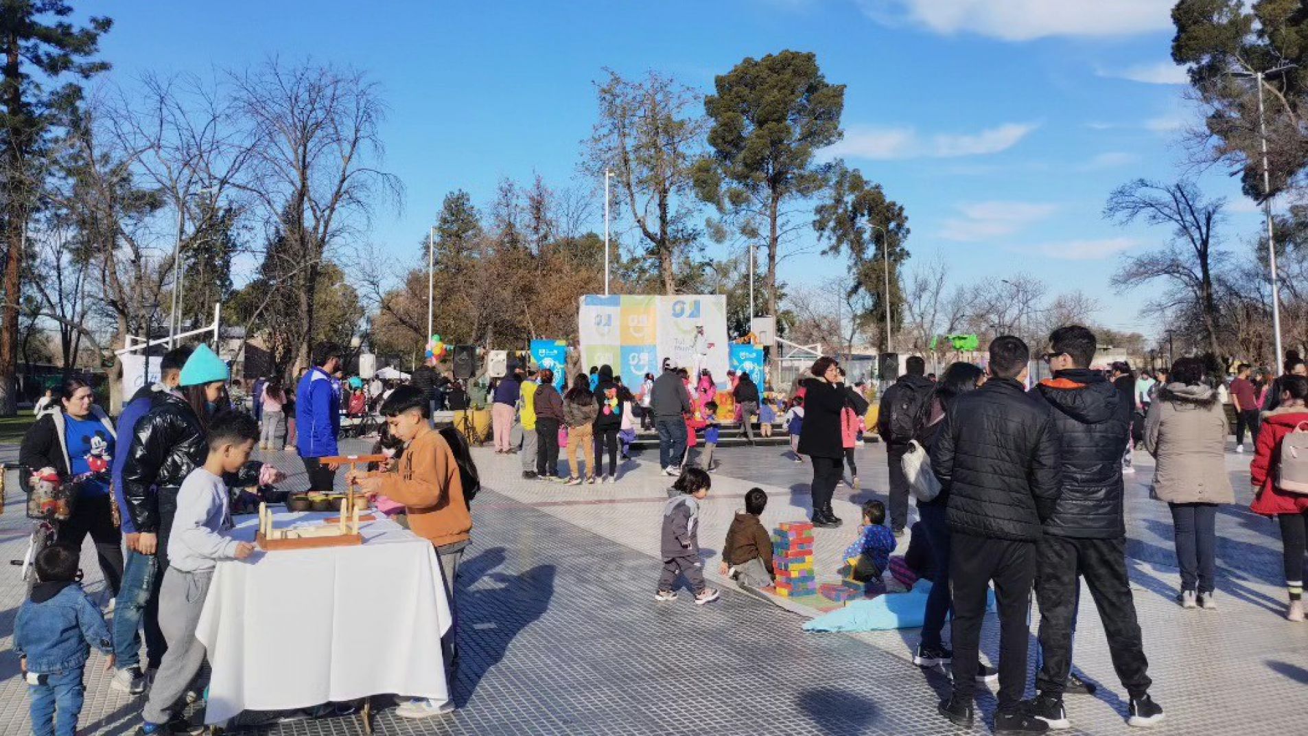 Estaciones Infantiles en barrios y distritos