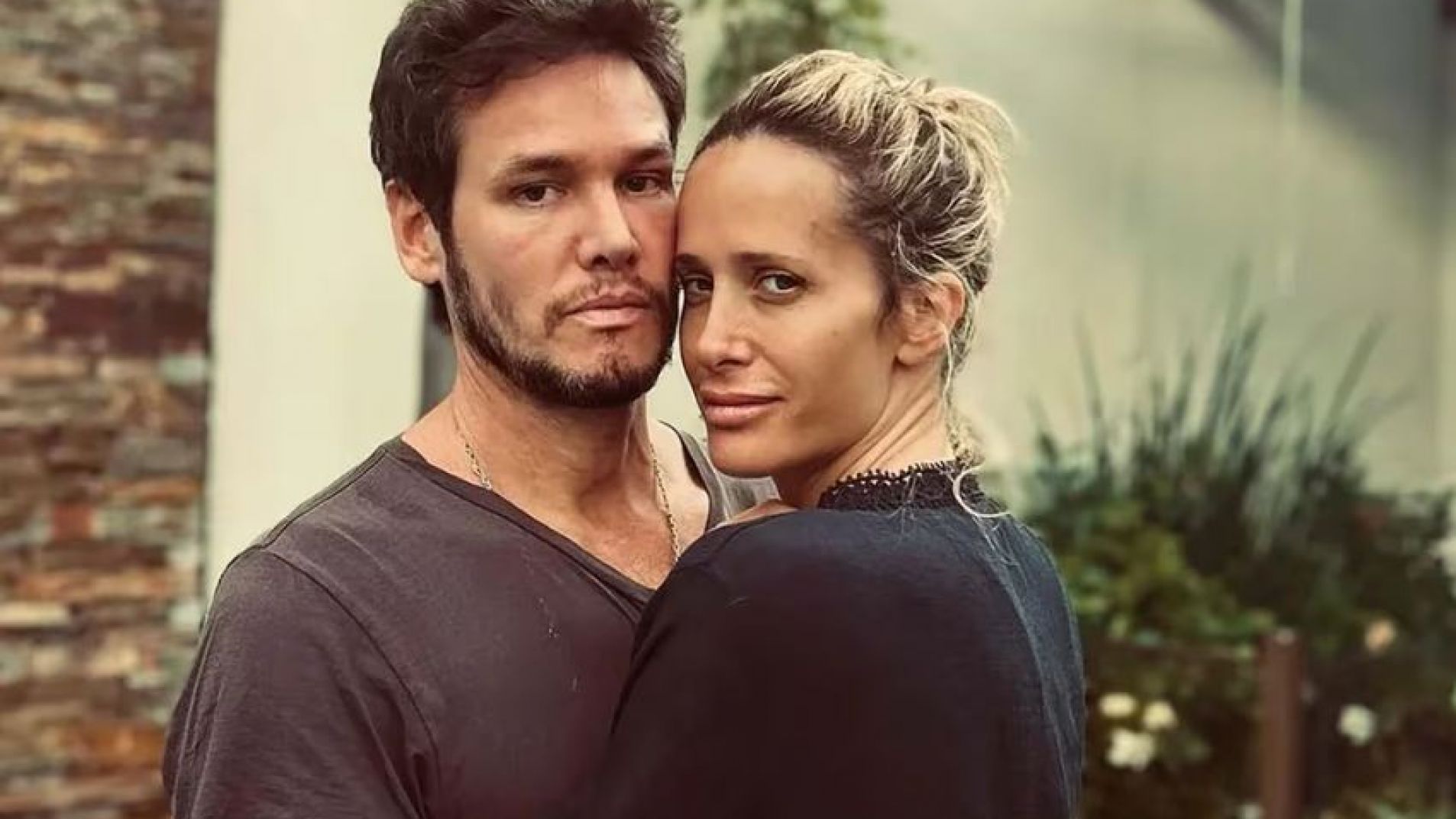 Julieta Prandi sufrió un fuerte accidente vial y debió ser internada