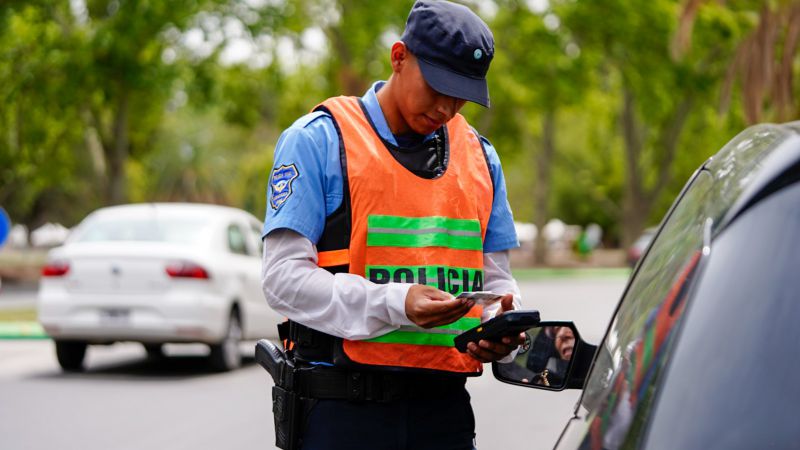 Aumentan las multas viales: conducir borracho costará hasta $5,5 millones