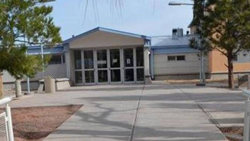 En una pelea apuñalaron cuatro veces a un hombre que quedó internado