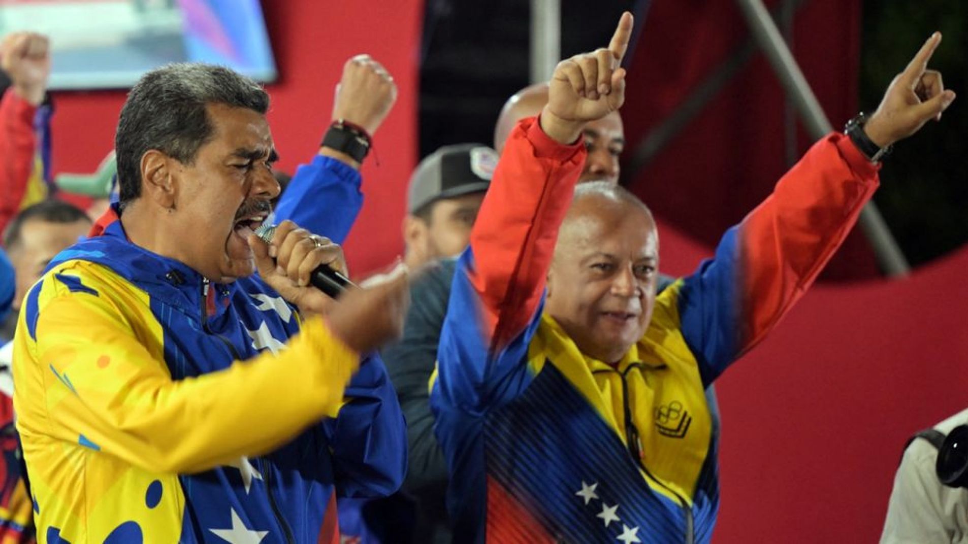 El número dos de Maduro tildó de traidores a Cristina Kirchner y Alberto Fernández
