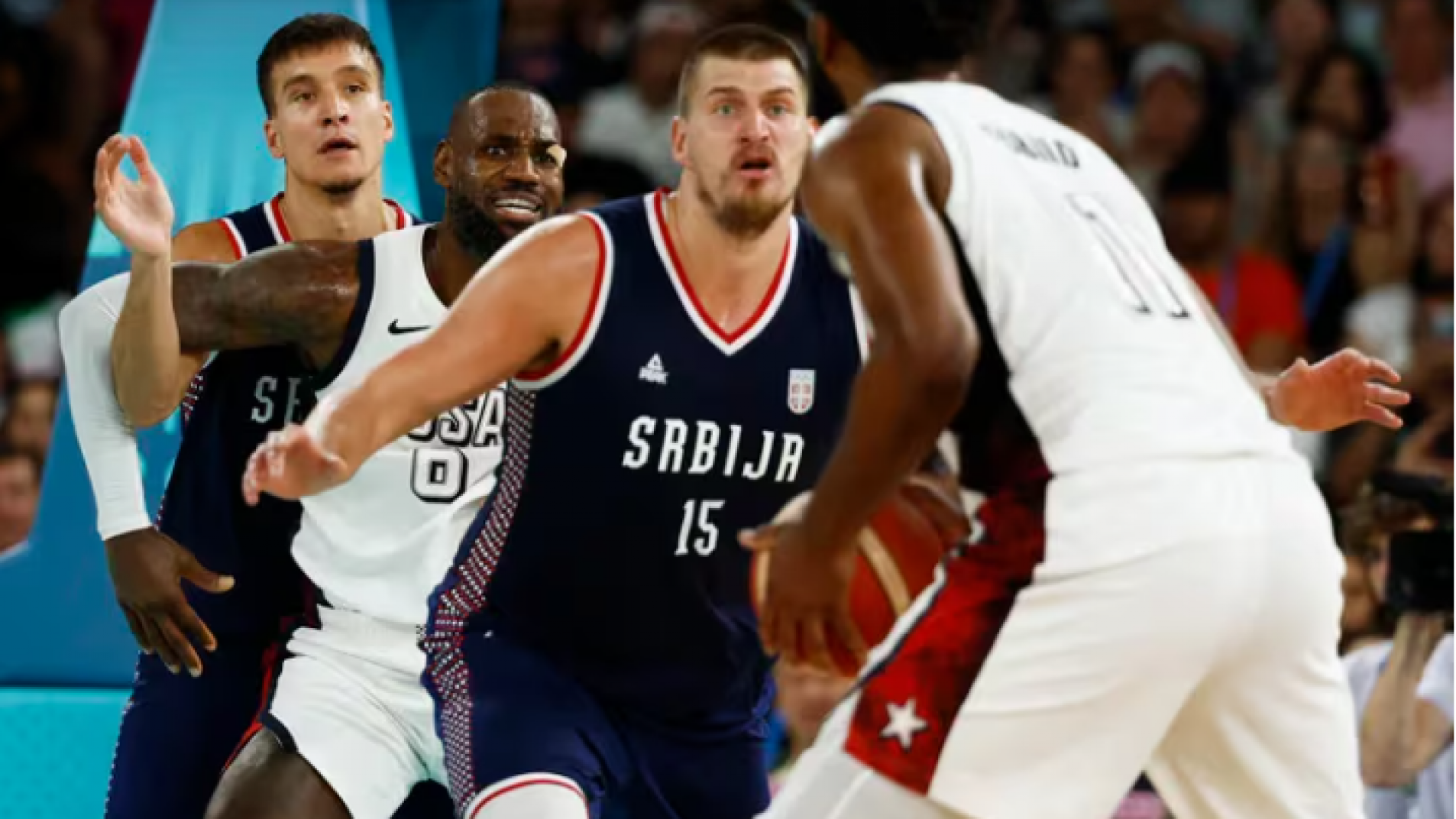 Estados Unidos perdía por 17 puntos ante Serbia, lo remontó con 9 triples