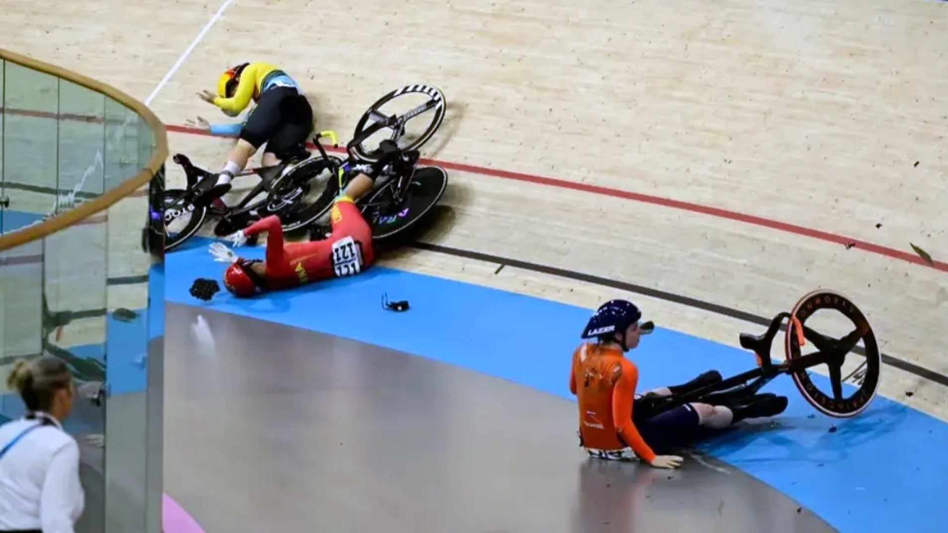 Tres ciclistas lesionados en un múltiple accidente en los Juegos Olímpicos