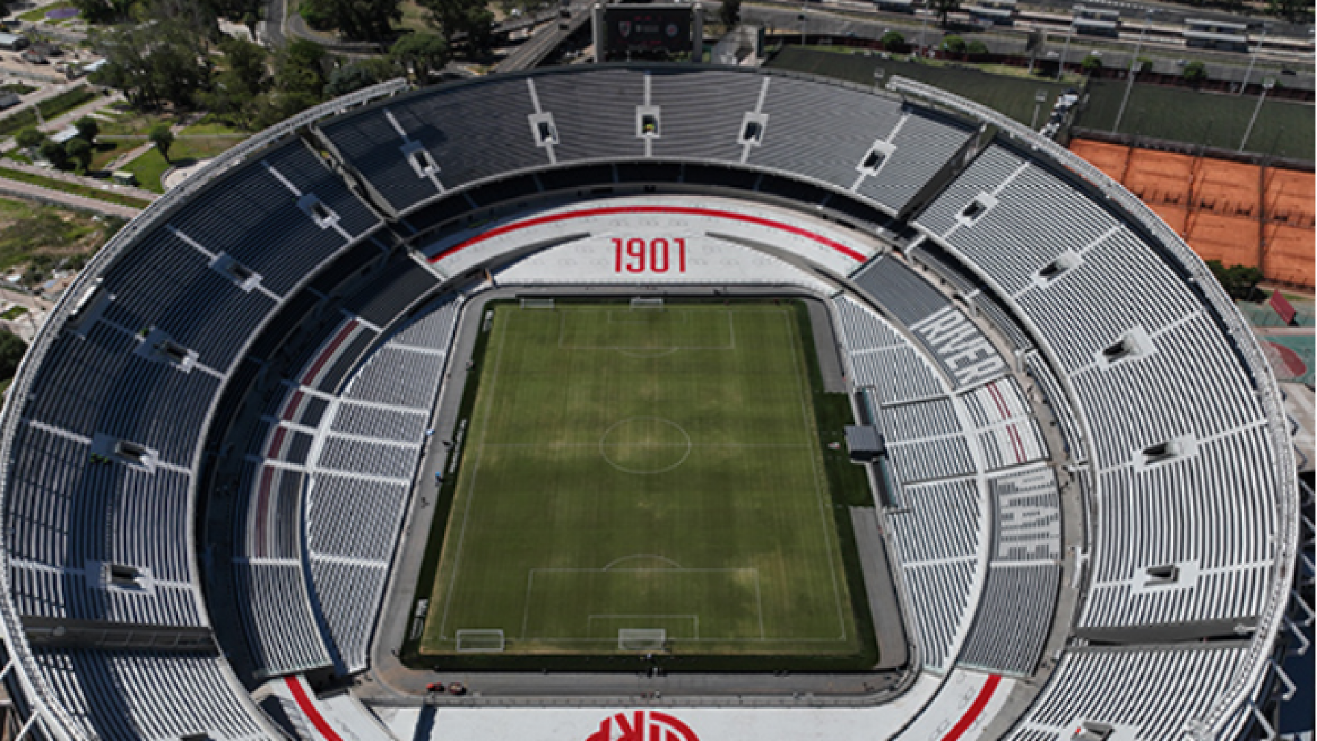 El problema de River si eligen al Monumental para la final de Libertadores