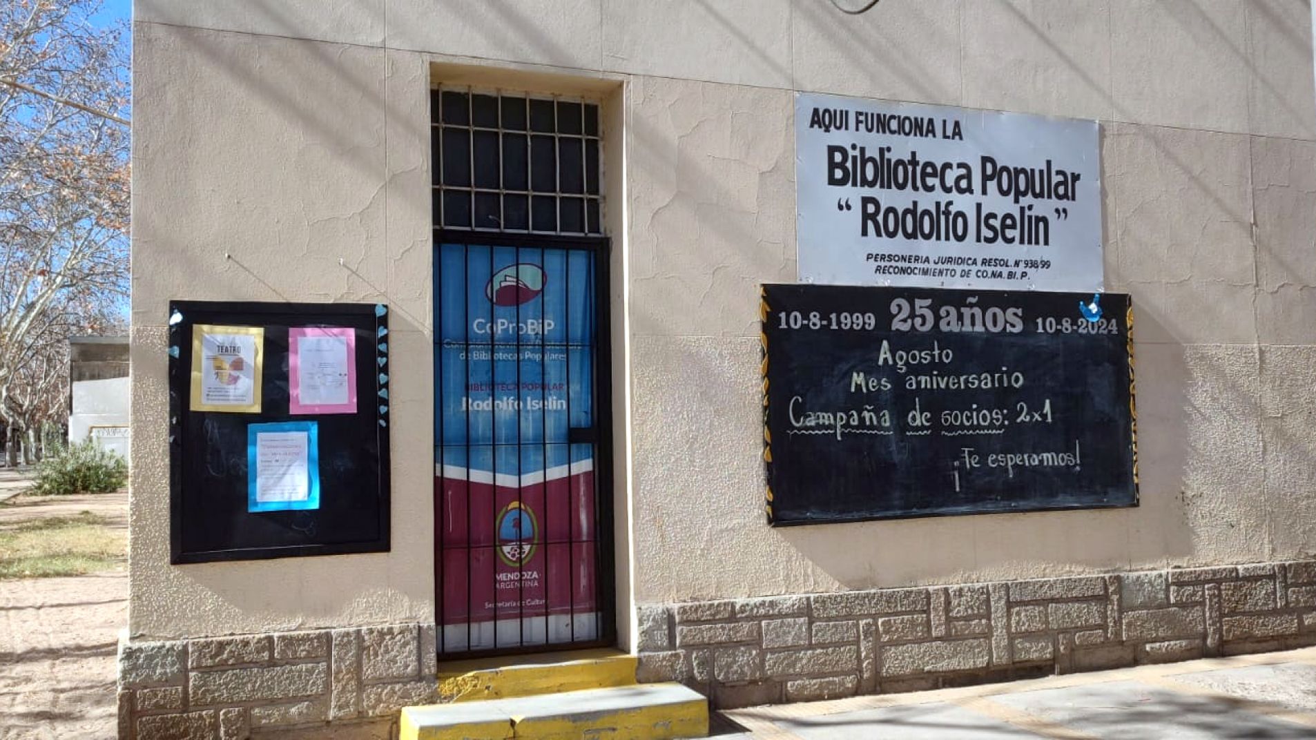 Muestra fotográfica de la Biblioteca Iselín