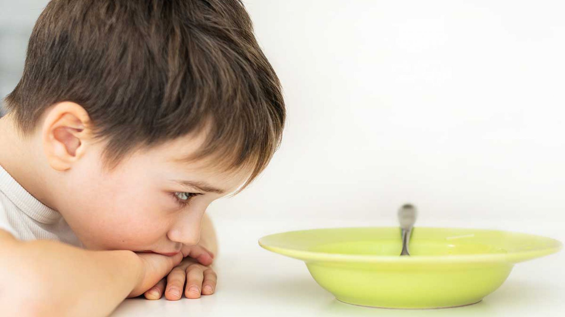 Qué es la neofobia alimentaria en niños: 6 claves para superarla