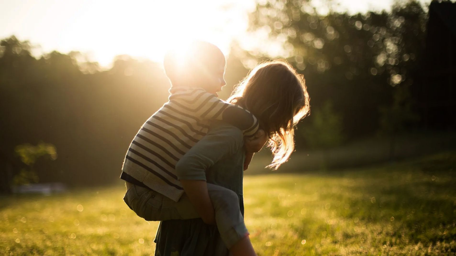 Día del Hermano: por qué se celebra hoy