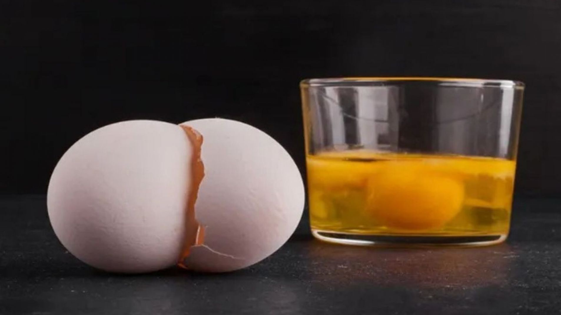 El ritual del huevo que limpia las energías dañinas de tu casa