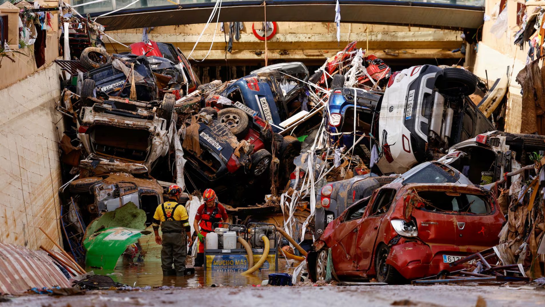 Ya hay más de 200 muertos por las inundaciones en Valencia