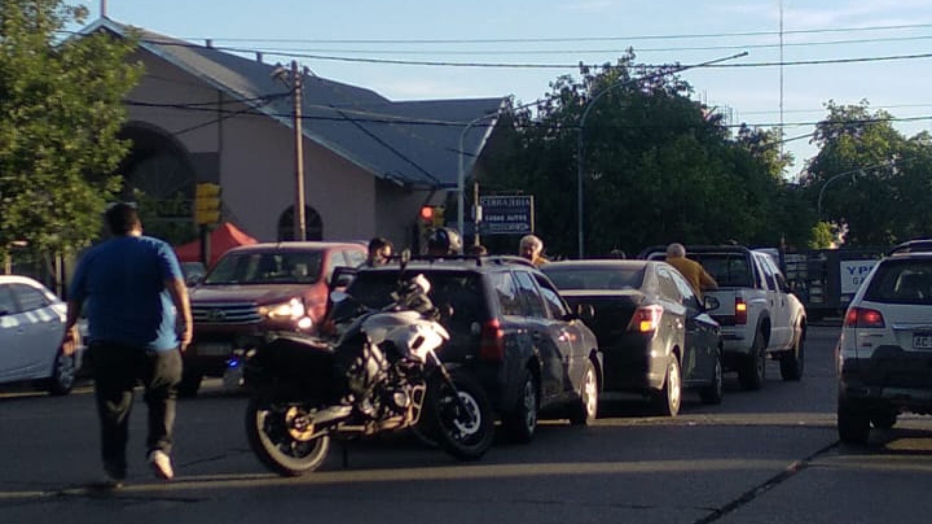 Tres vehículos protagonizaron un choque en cadena