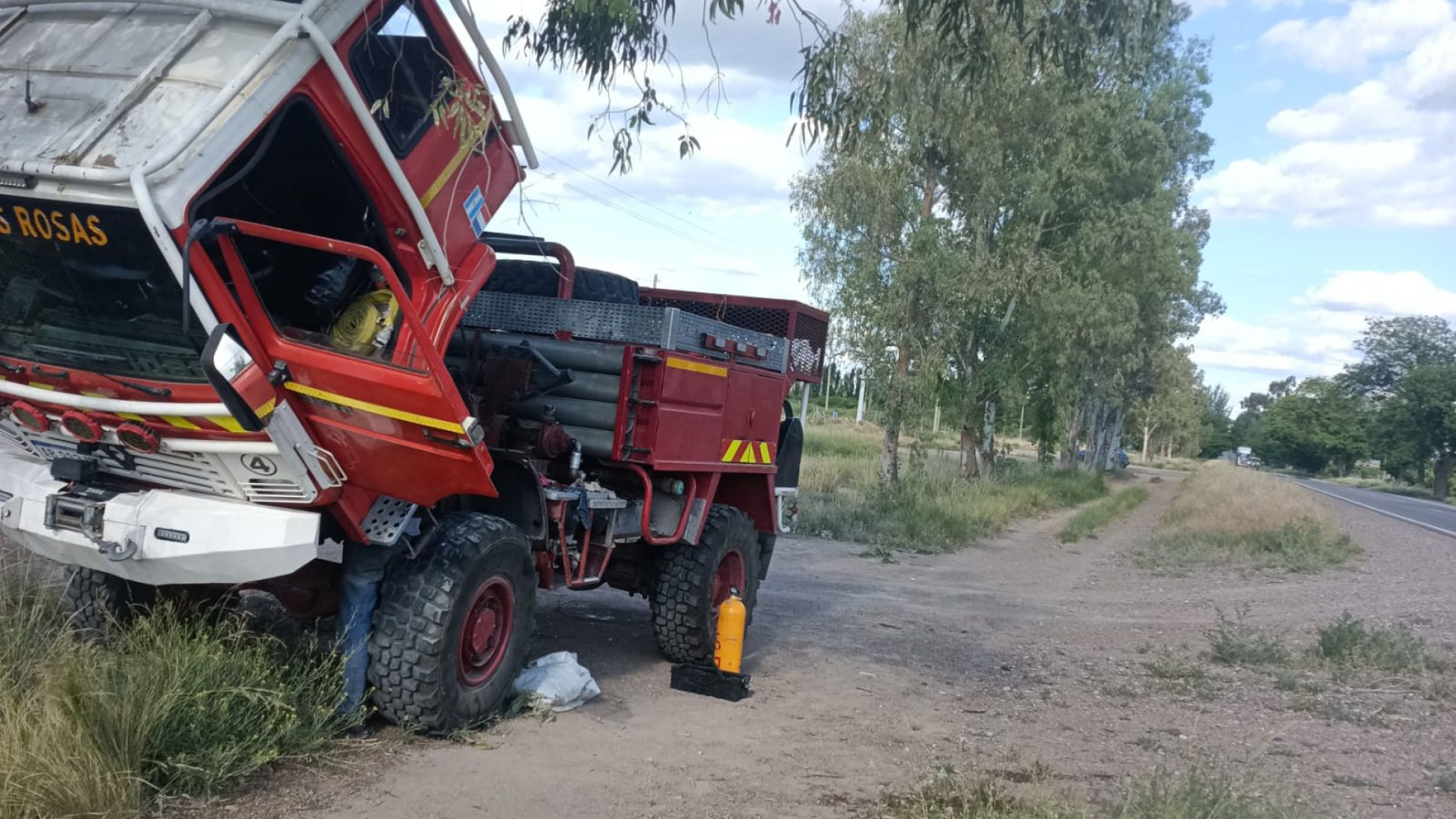 El camión forestal presentó el problema el sábado de la semana pasada cuando iba a un incendio de campo.