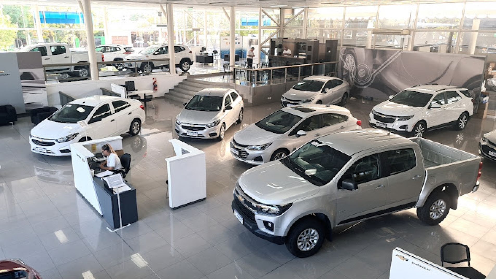 Invitan a acercarse por la concesionaria, en Balloffet y Sarmiento, para consultar y conocer los nuevos modelos.