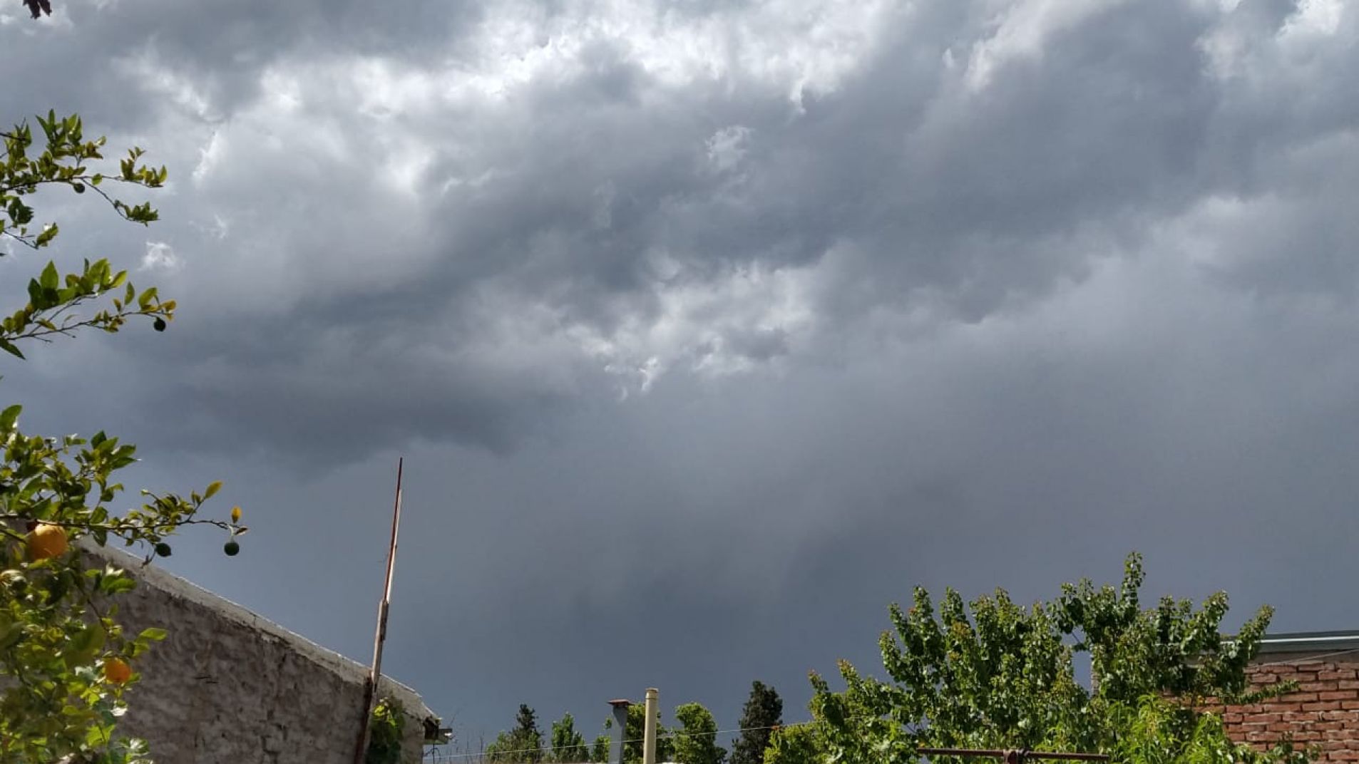 Otro día movido: Hay alerta naranja por tormentas fuertes en San Rafael