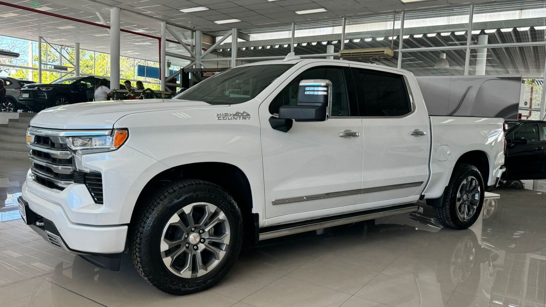 La nueva Chevrolet Silverado ya se puede visitar en el salón de AMSAT.
