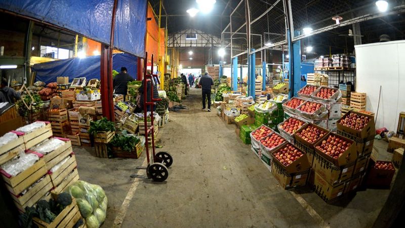 Frutas y verduras: "Los precios están bastante bajos e igual se vende menos"