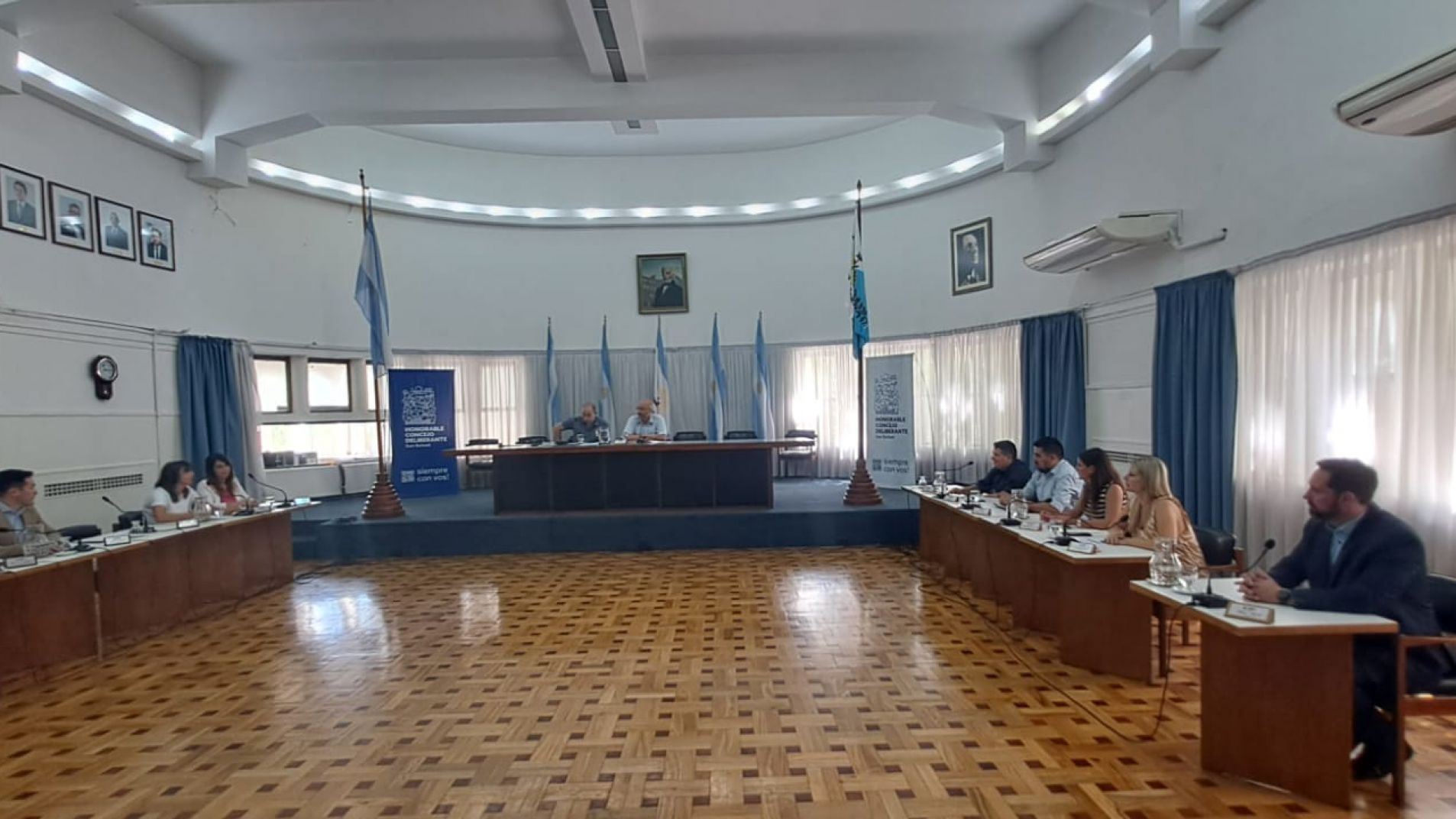 El pedido de declaración de emergencia fue aprobado por todos los concejales presentes.